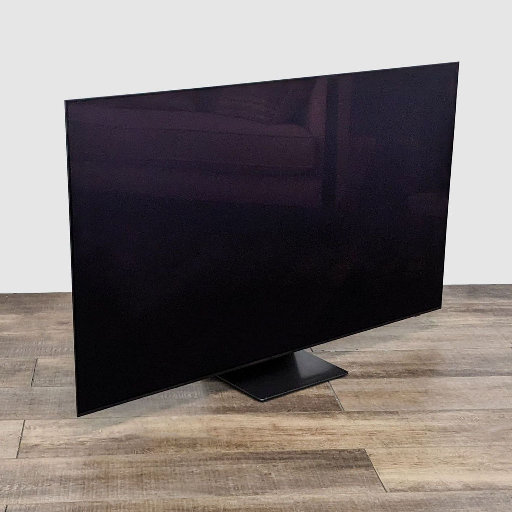 Samsung OLED TV with Smart Connectivity and Enhanced Security