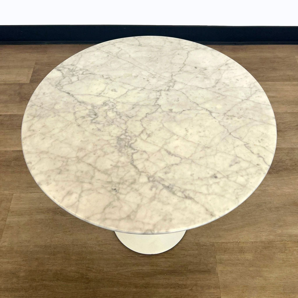 a vintage marble coffee table in the style of [ unused0 ]