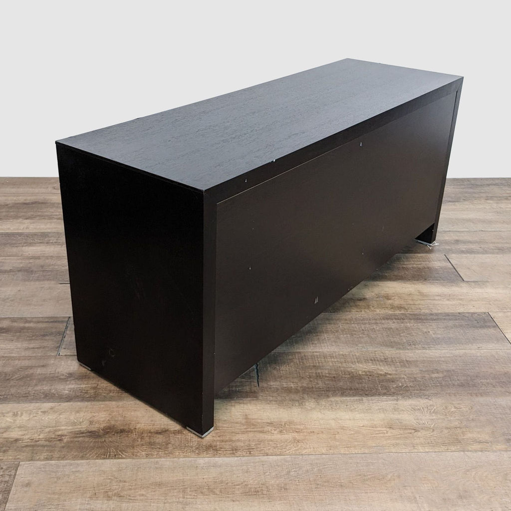 Modern 6-Drawer Dresser