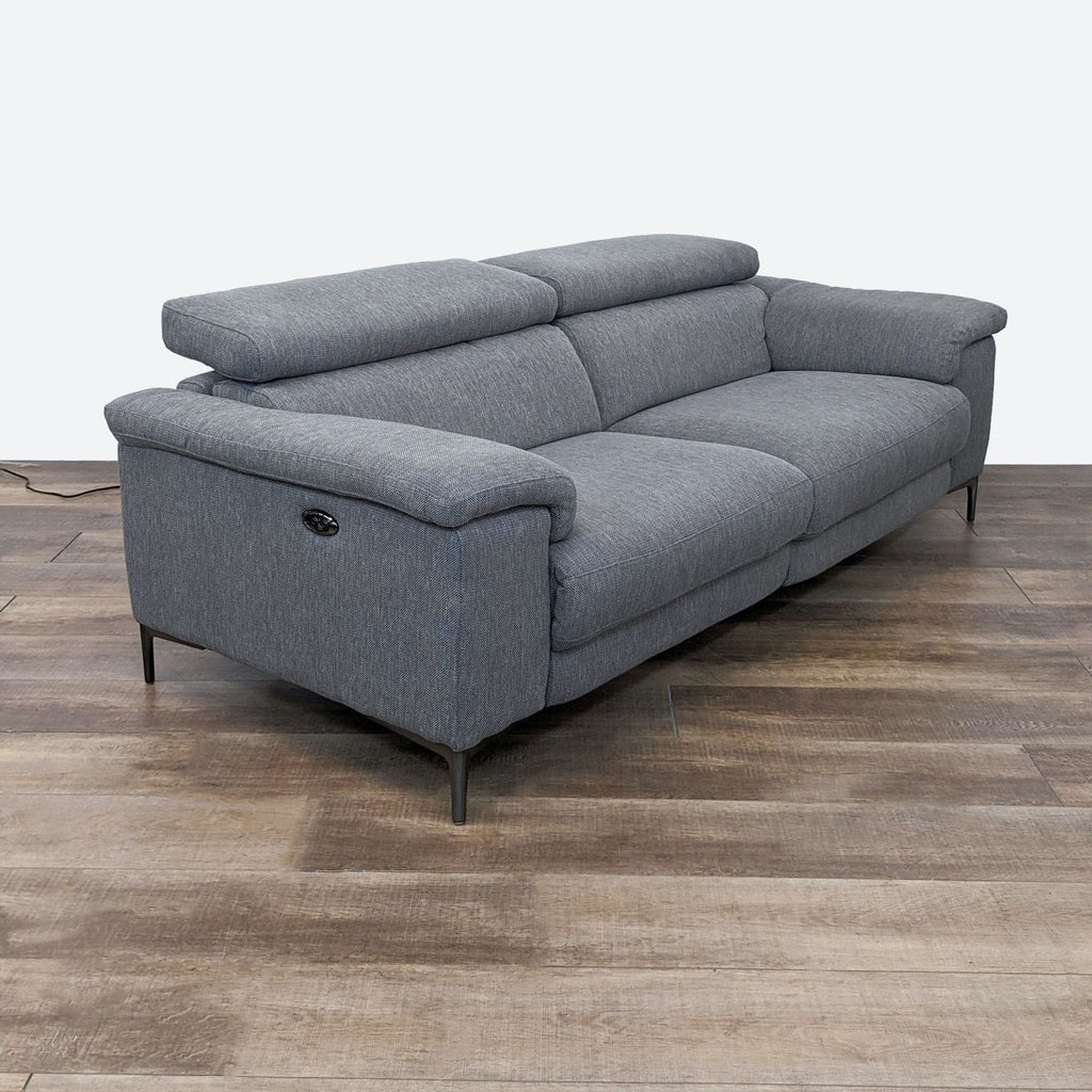sofas and other modern and contemporary furniture from the world's best furniture dealers. sofas