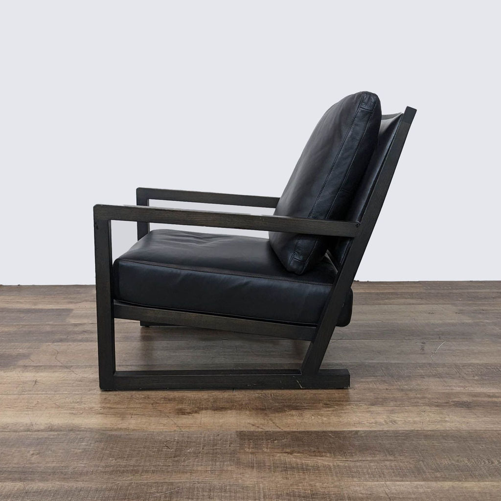 Camerich Modern Simon Leather Lounge Chair