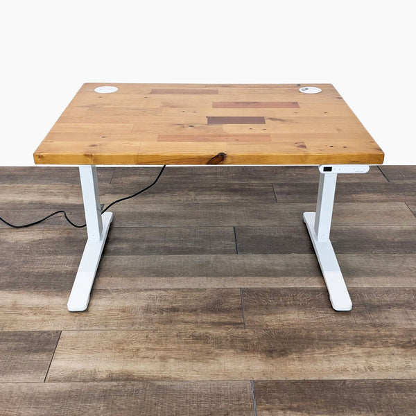 the [ unused0 ] desk with adjustable legs