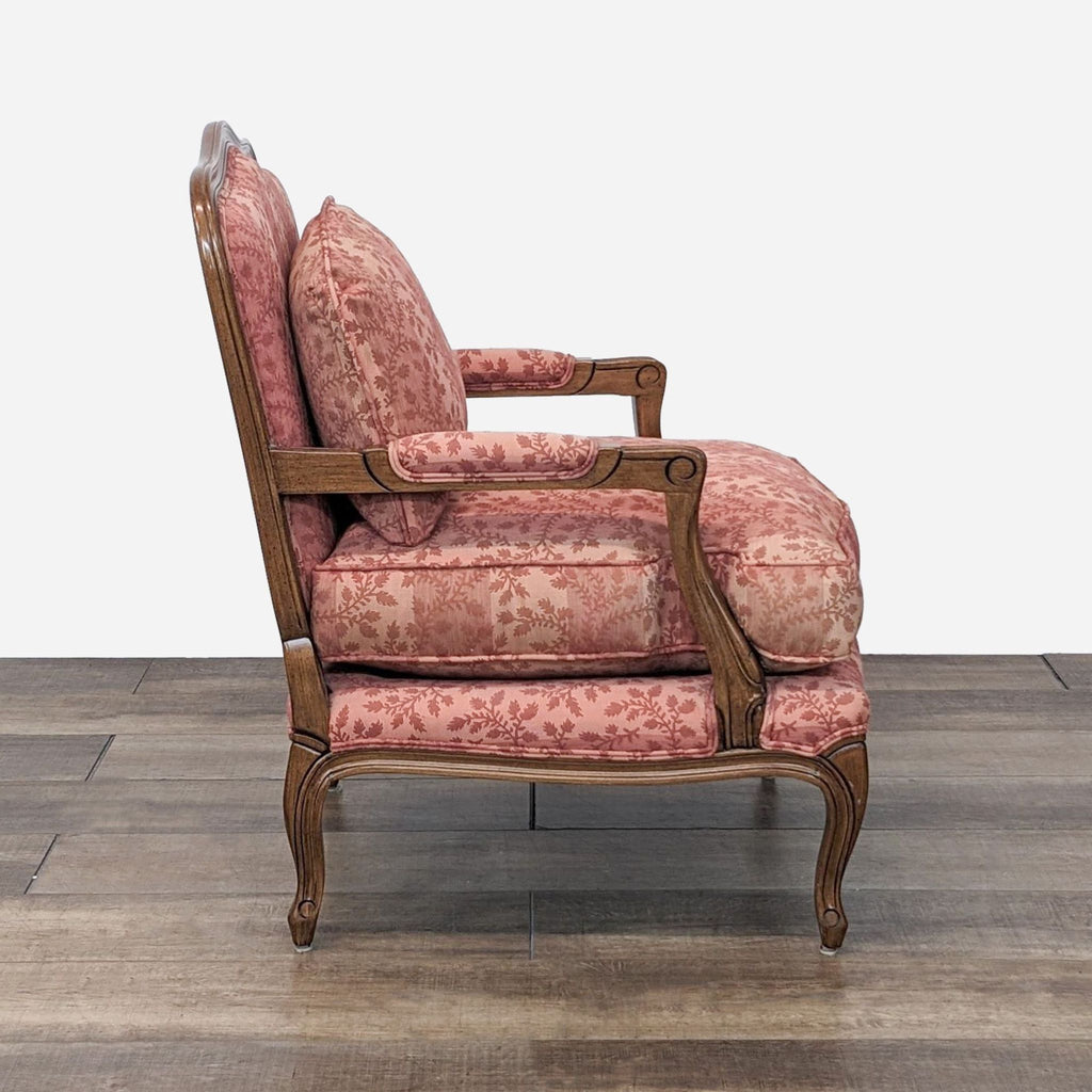 a [ unused0 ] style wing chair