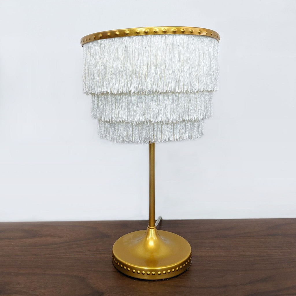 Roaring 20s Style Tiered Fringe Table Lamp