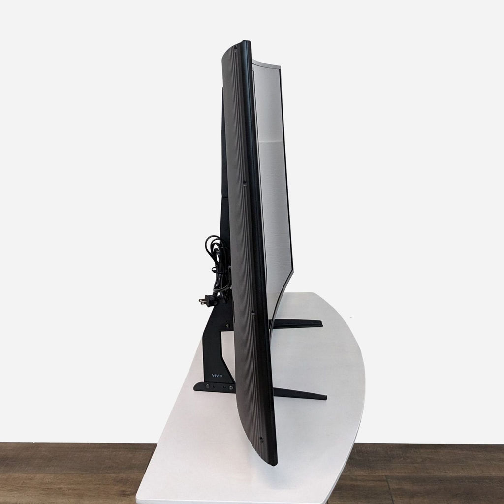 the [ unused0 ]'s stand is a stand - up monitor that can be mounted on