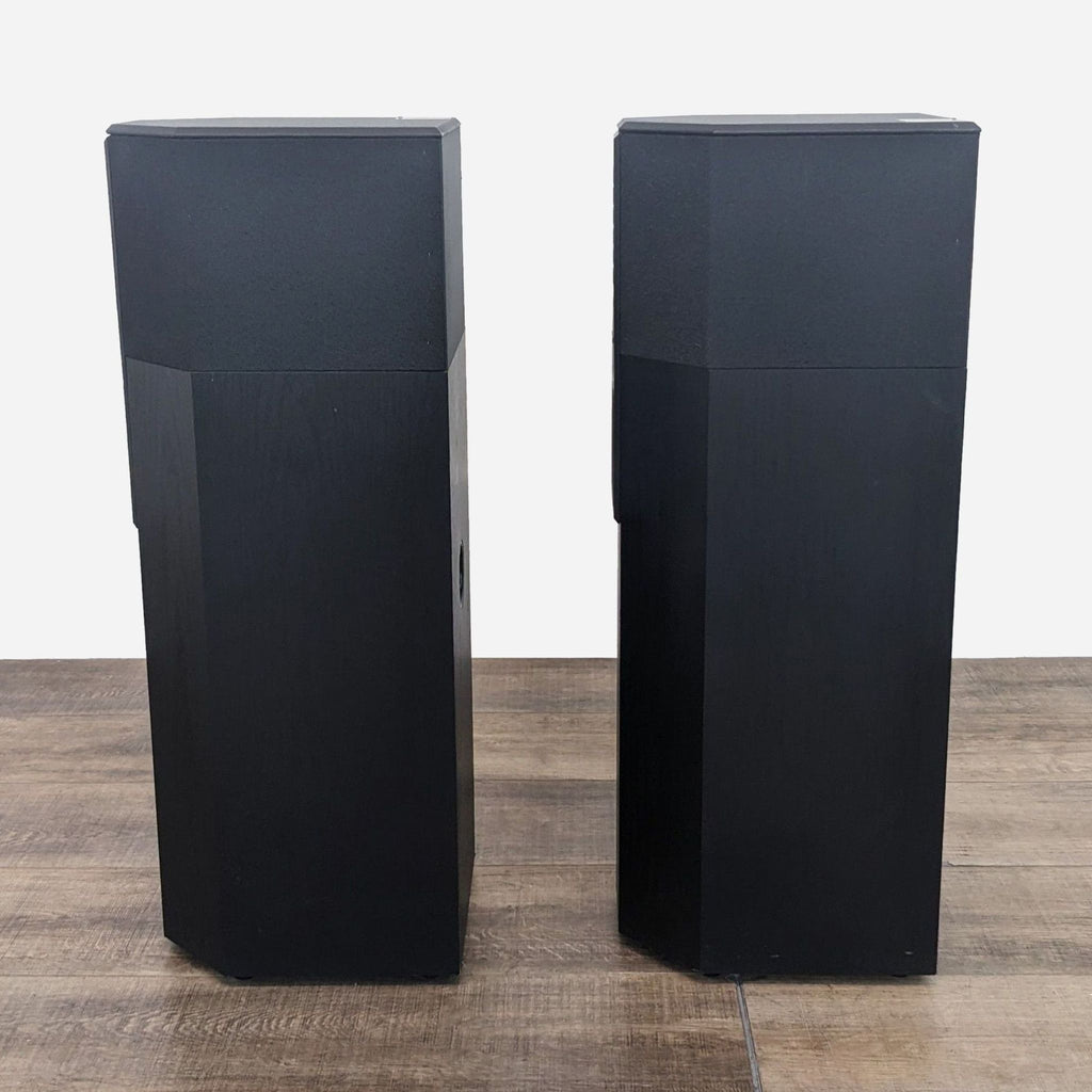 Bose 701 Freestanding Black Floor Speakers - Pair