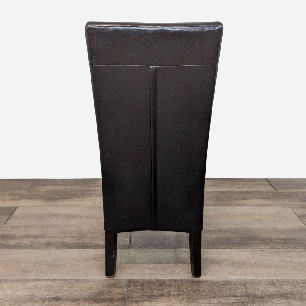 the [ unused0 ] leather dining chair