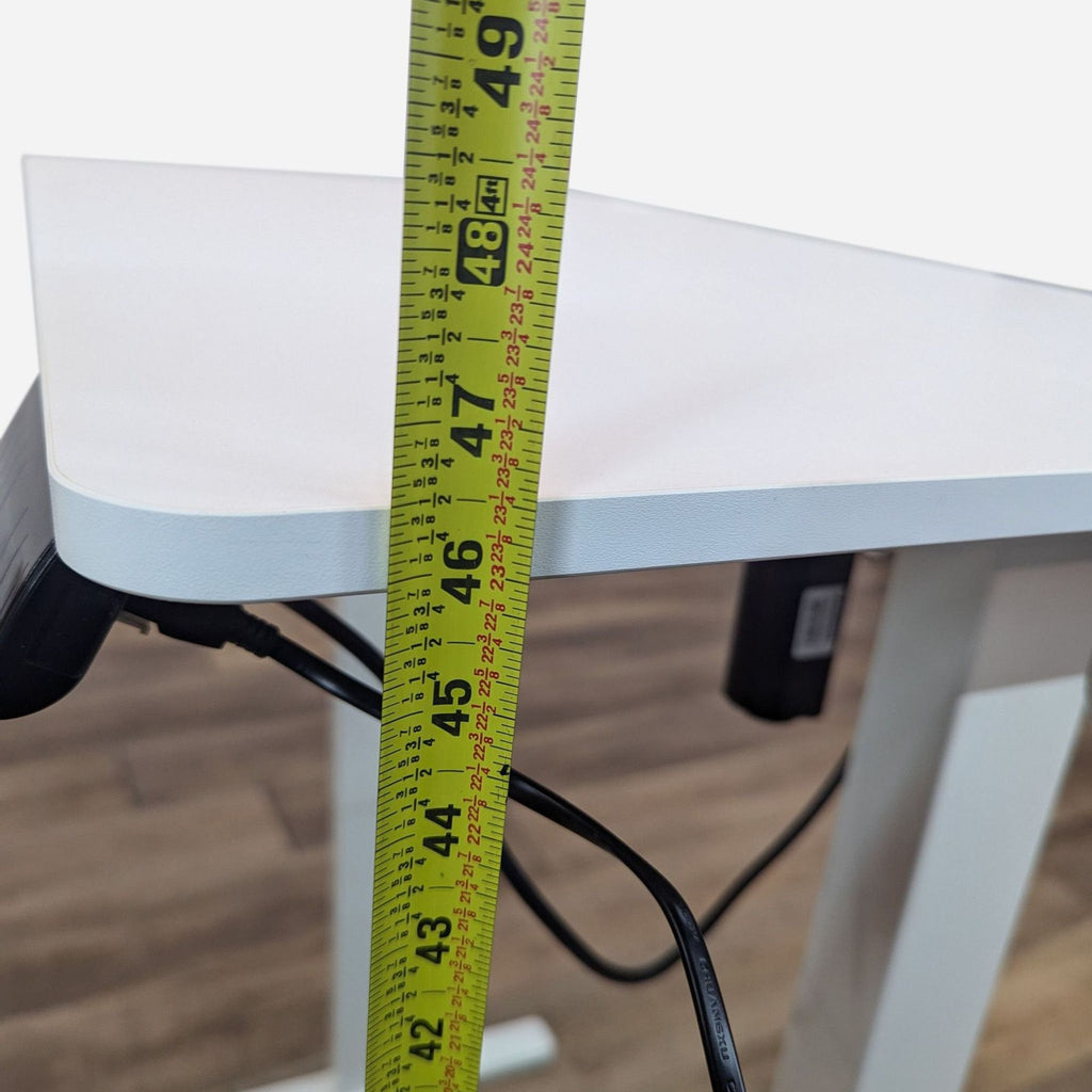 White Laminate Electric Sit Stand Desk
