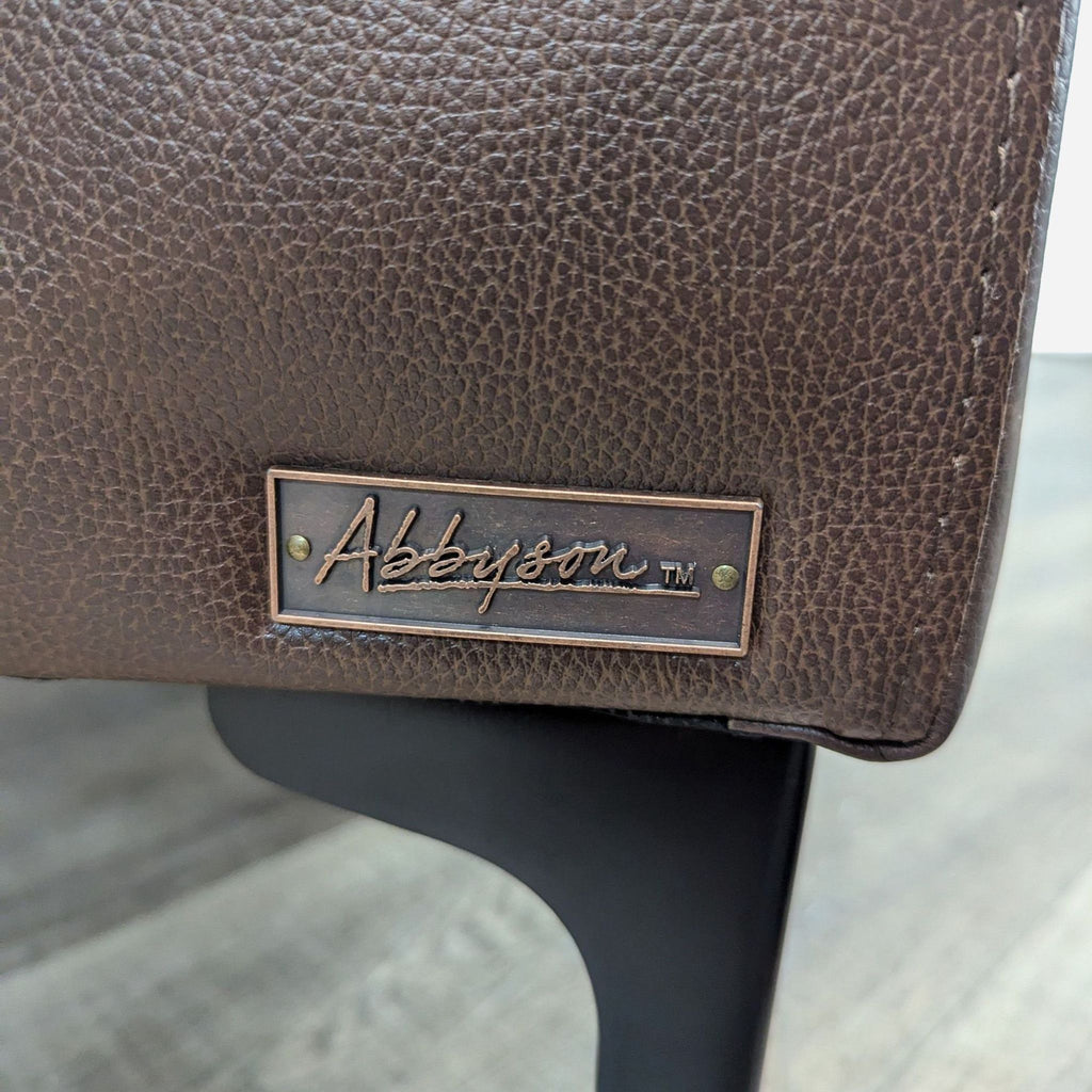 a close up of the [ unused0 ] leather bag