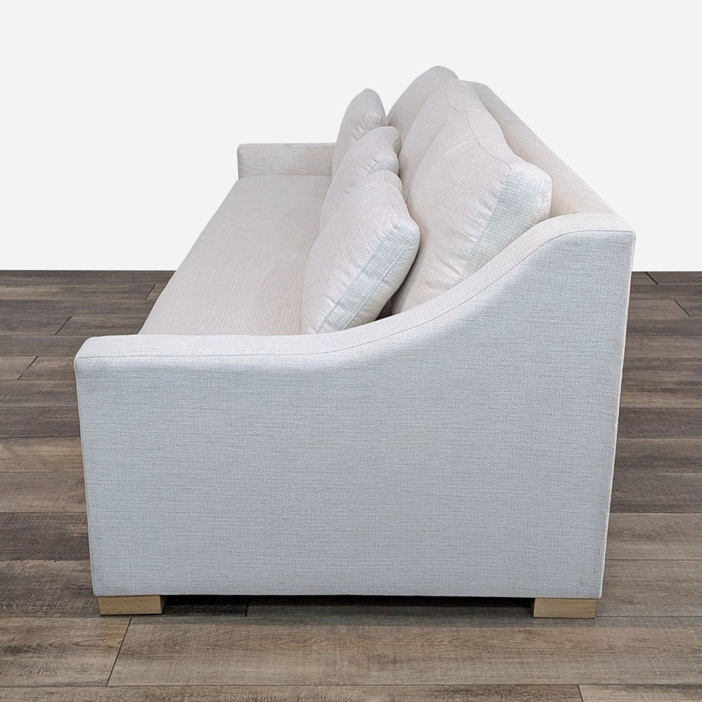 the [ unused0 ] sofa is a modern take on the classic style of the sofa.