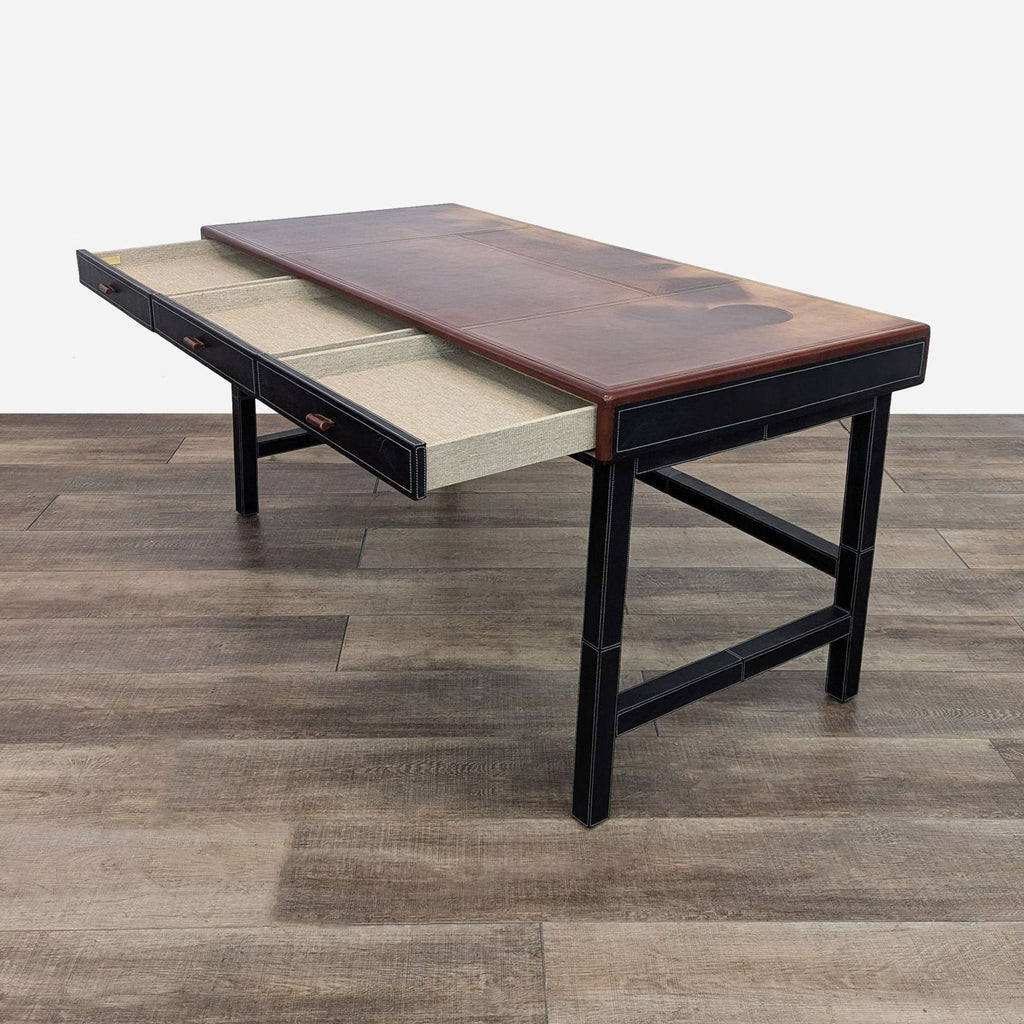 a coffee table with a rectangular top and a rectangular top.