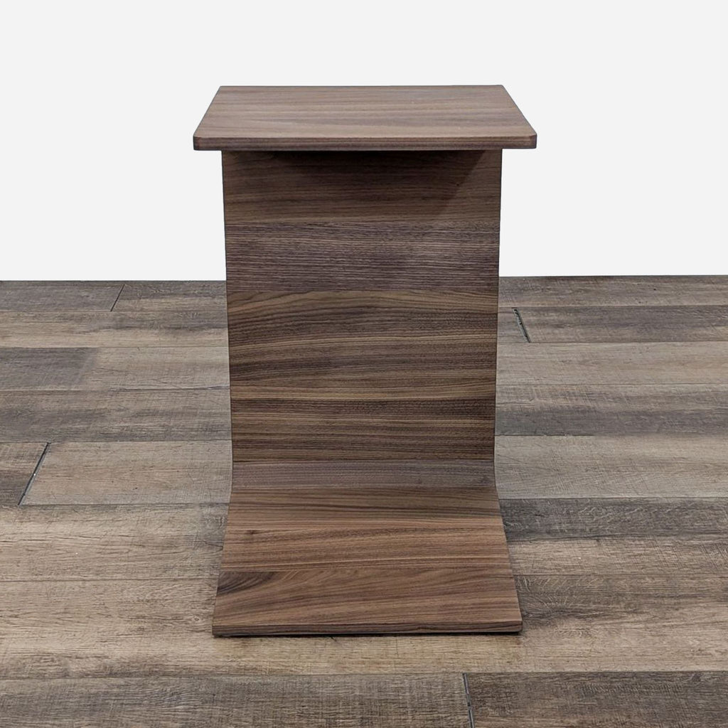 Wood C Table