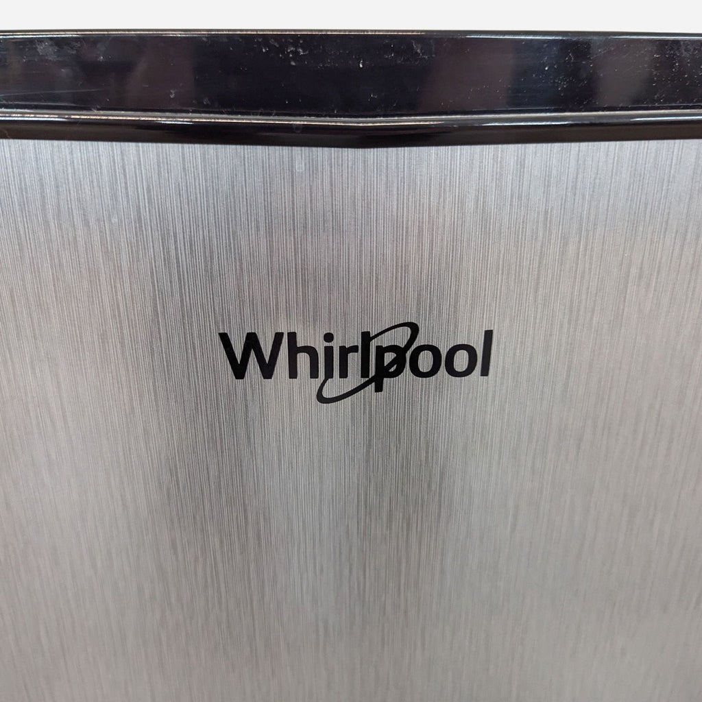 Compact Whirlpool Refrigerator - Ideal for Dorms and Offices