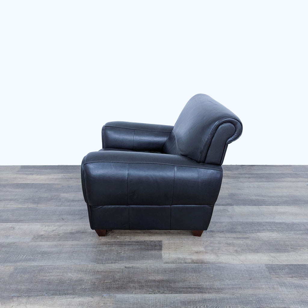 Italian Made Black Leather Lounge Chair