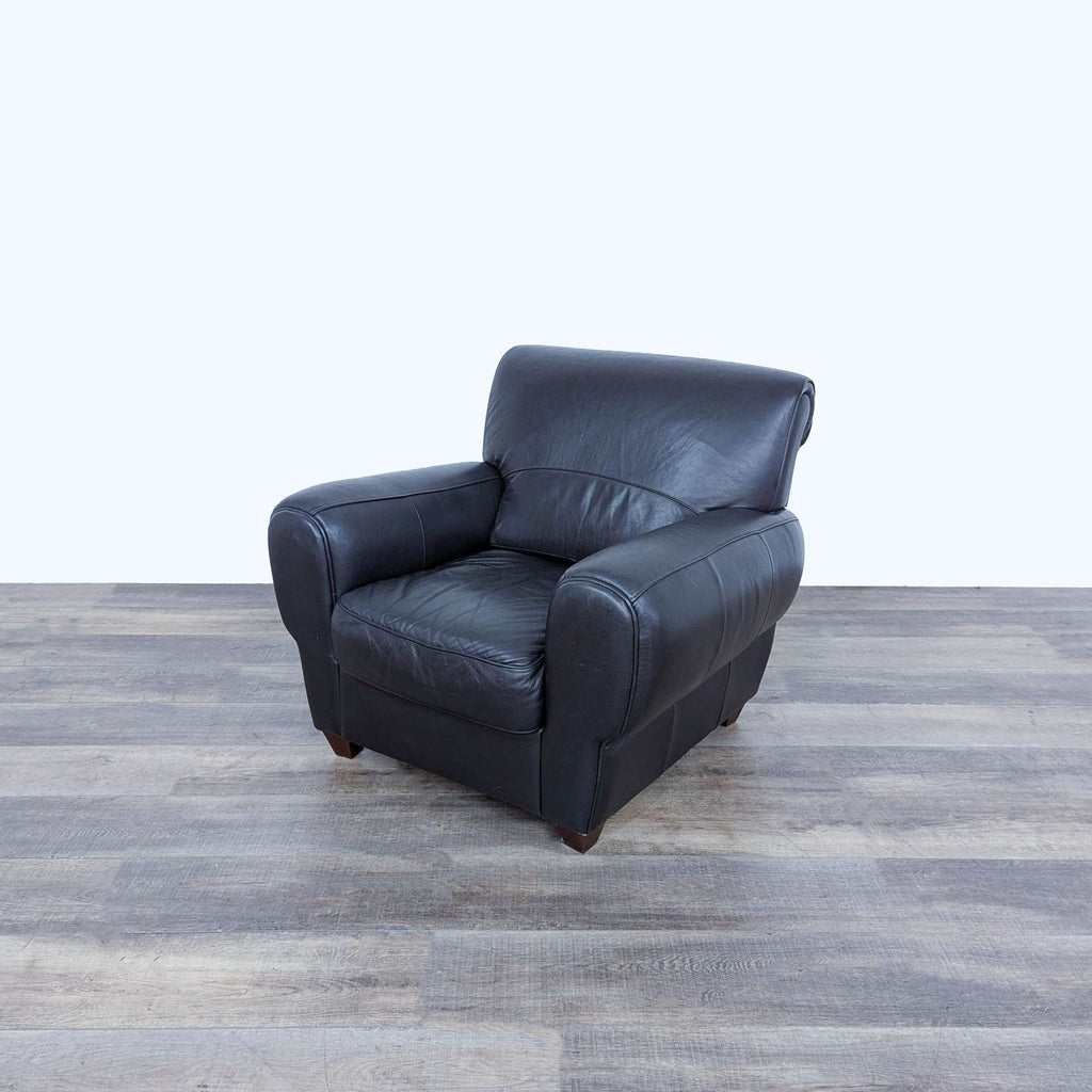 Italian Made Black Leather Lounge Chair