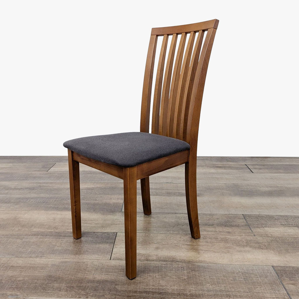 Lobby SM#66 Scandinavian Dining Chair