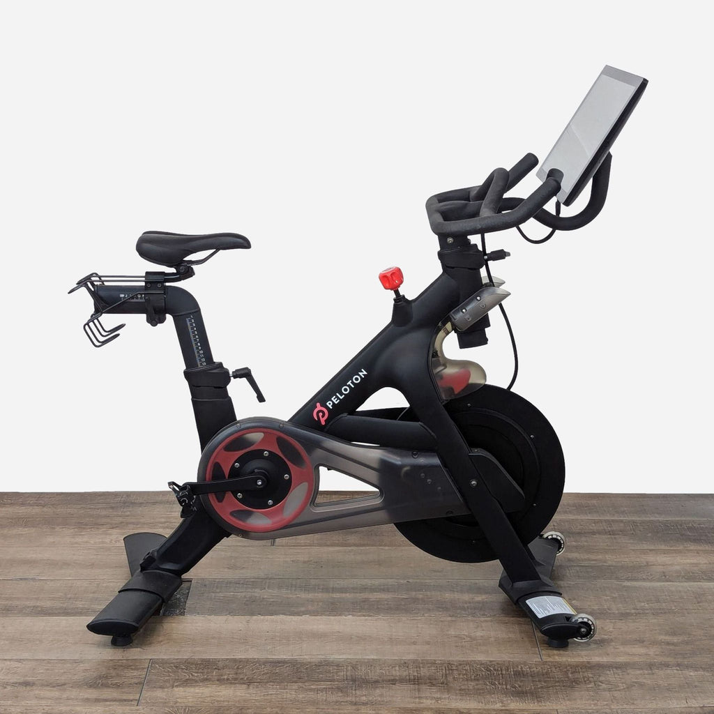 Peloton Exercise Bike with LCD Screen - PLTN RB1VQ