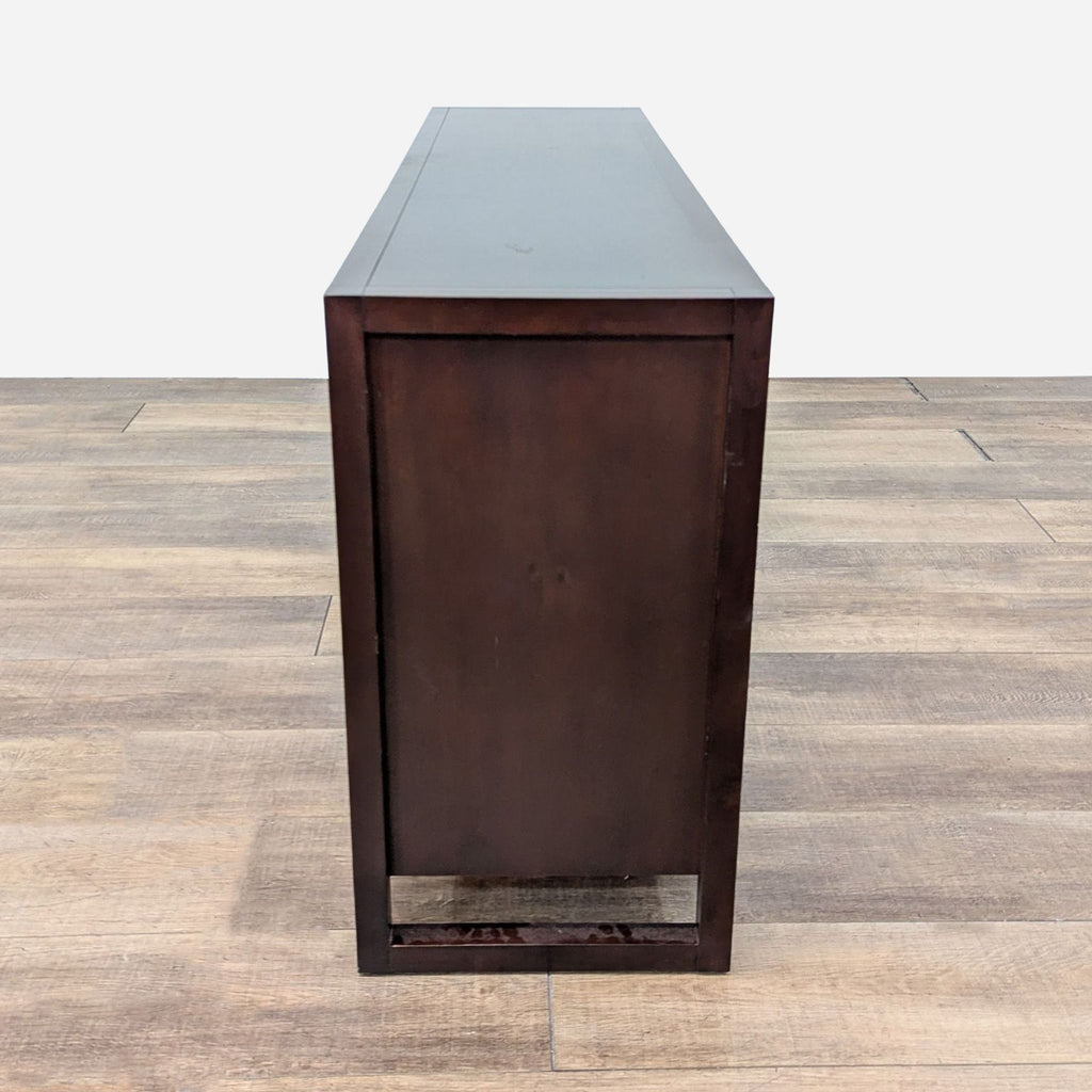 Casana Furniture Contemporary 7 Drawer Dresser