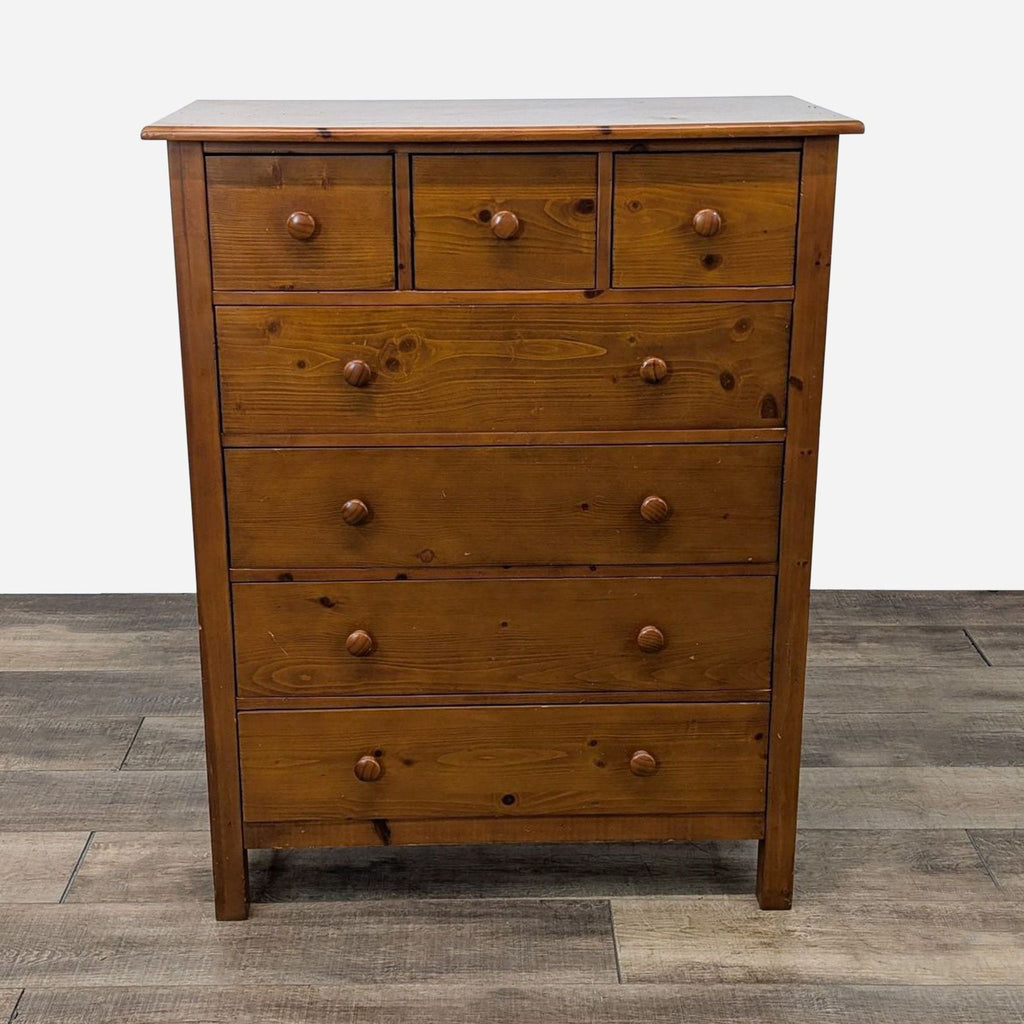 a [ unused0 ] chest of drawers