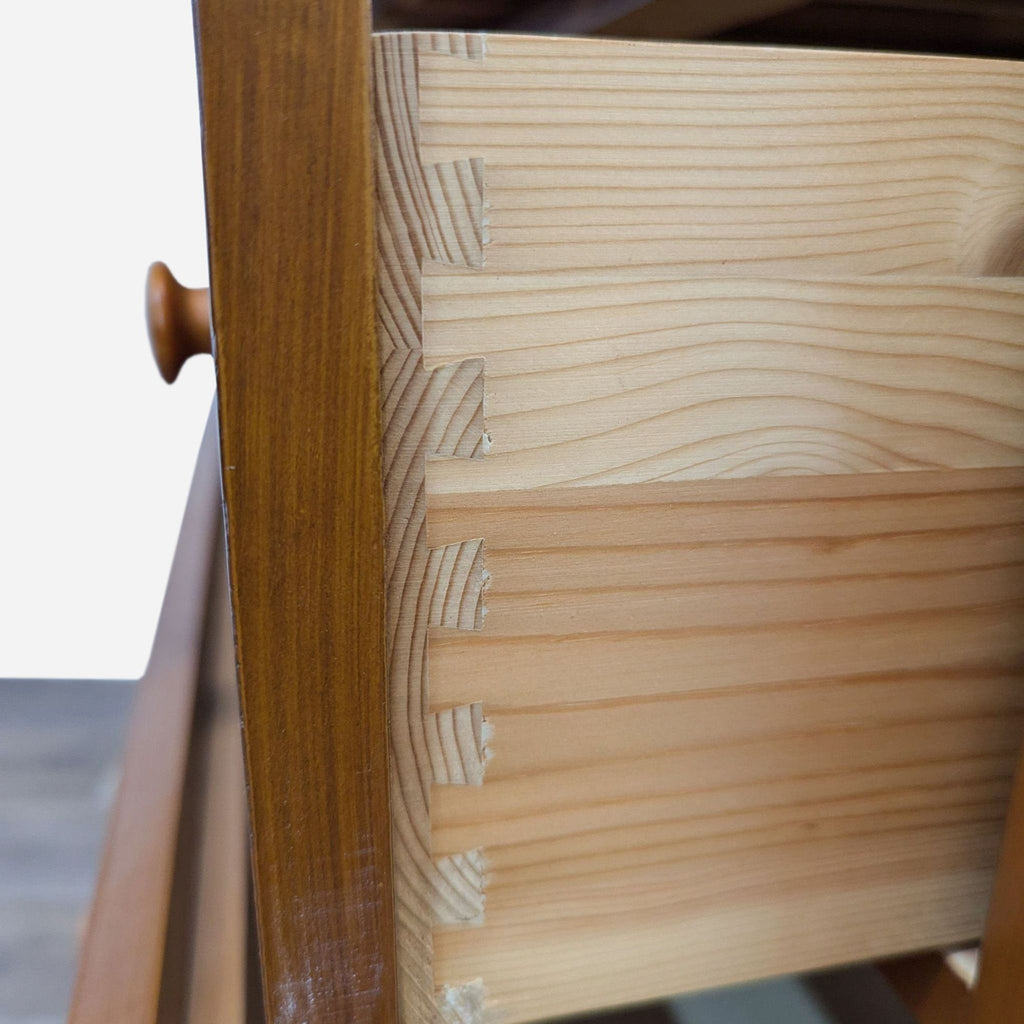 Pottery Barn Kids Kendall Transitional  7-Drawer Chest