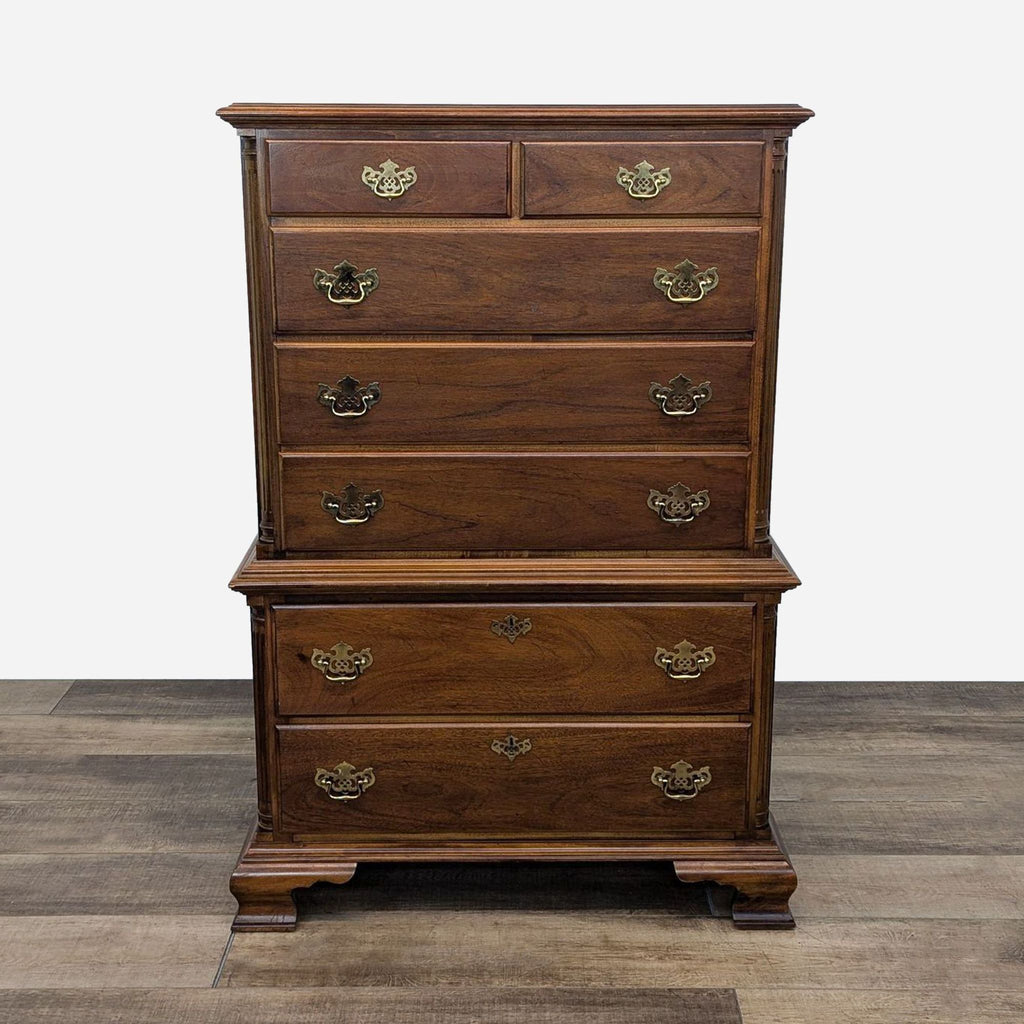 a [ unused0 ] chest of drawers