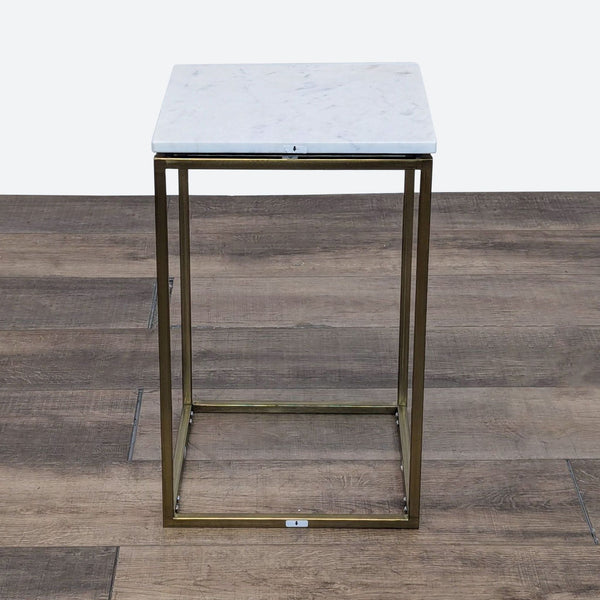 the marble side table in the style of [ unused0 ]