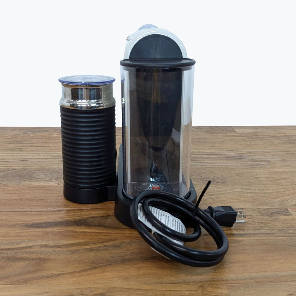 the [ unused0 ]'s coffee machine is a blender that can be used as a