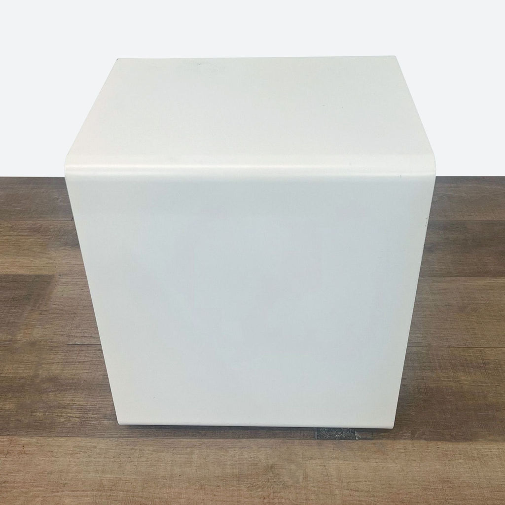 the cube - white - square - table base