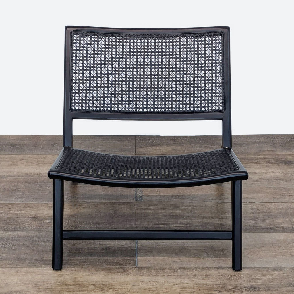 the [ unused0 ] chair is made of woven cane.