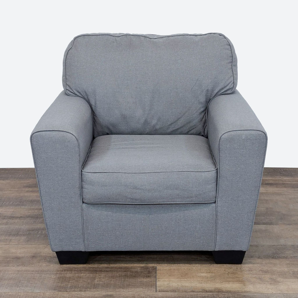 the [ unused0 ] chair and ottoman