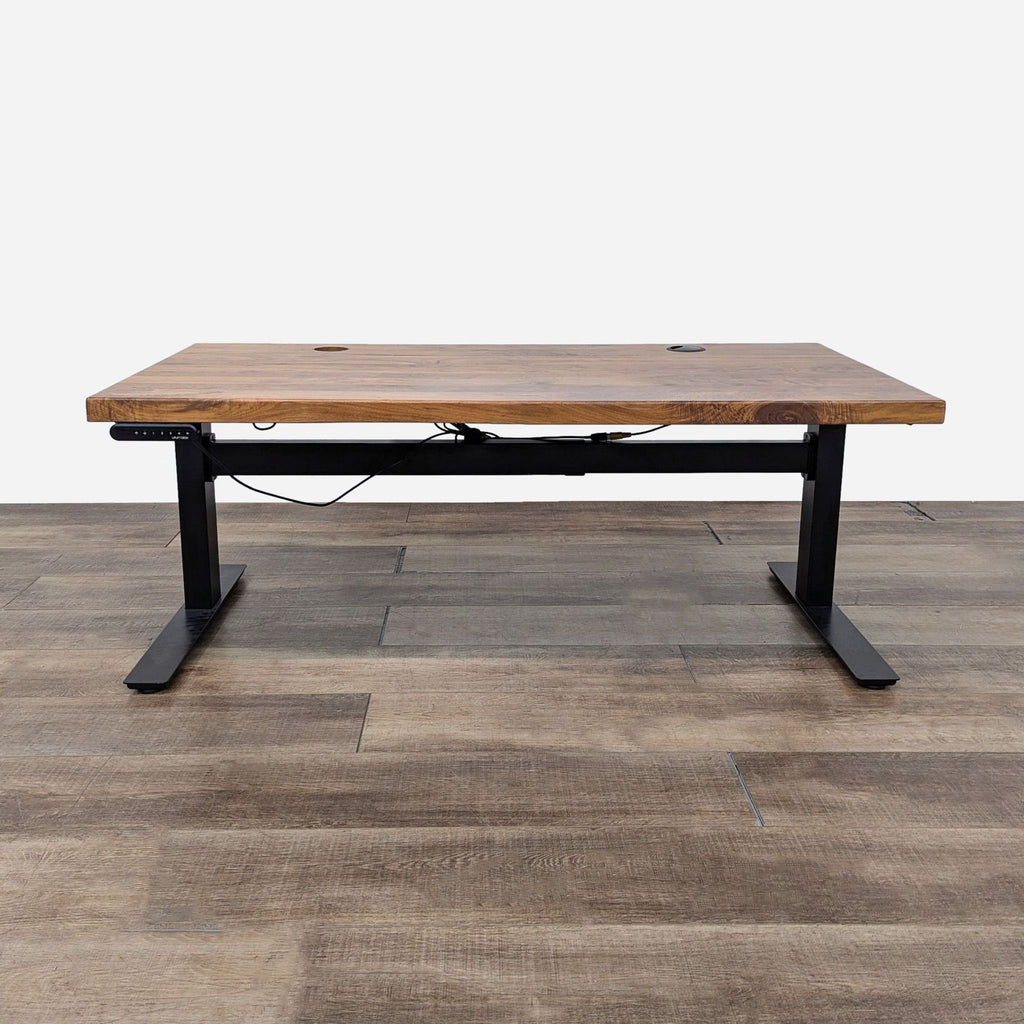 UPLIFT Pneumatic Standing Desk
