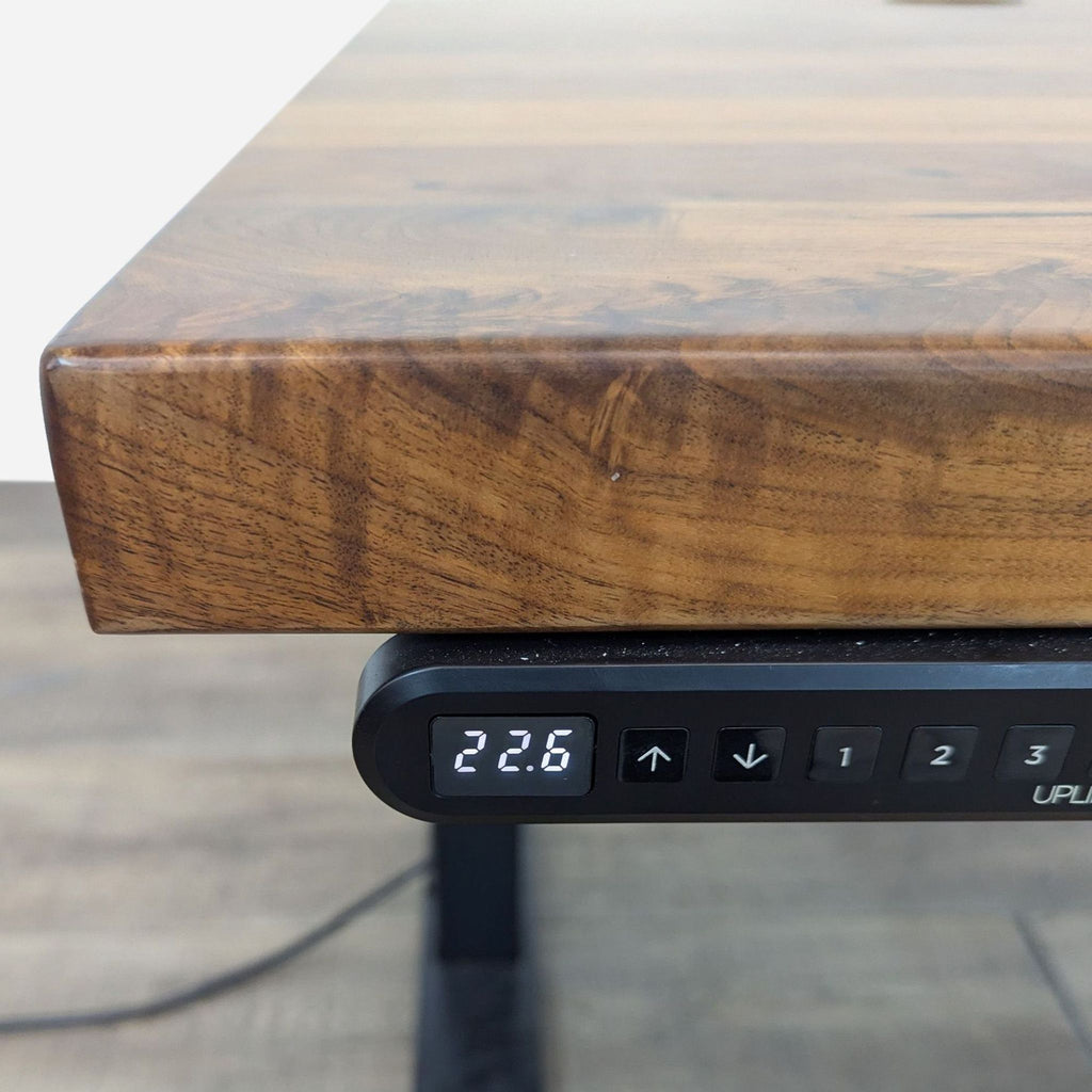 UPLIFT Pneumatic Standing Desk