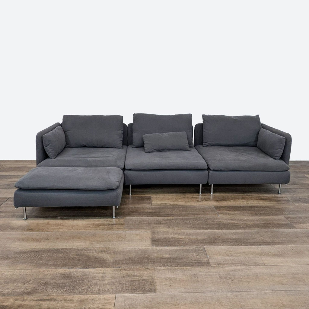 IKEA SÖDERHAMN sectional sofa with grey upholstery and metal legs, featuring a chaise.