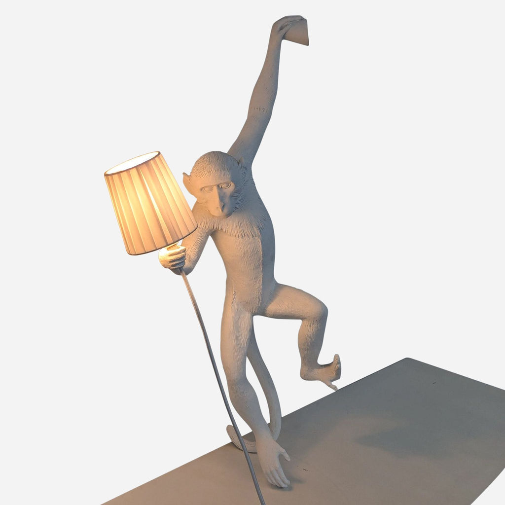 Selettie Wall-Mounted Monkey Lamp