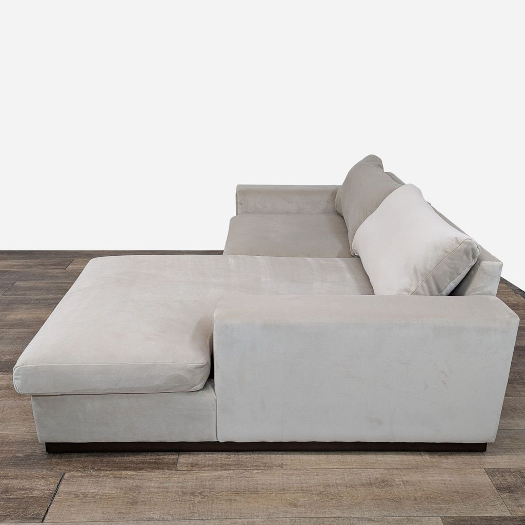 the [ unused0 ] sofa is a modern design with a modern twist.