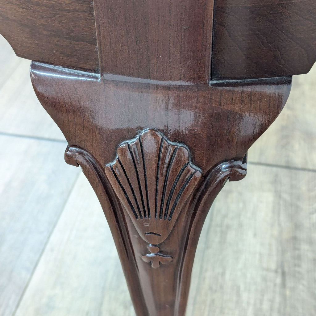 Vintage Ethan Allen Georgian Court Oval End Table