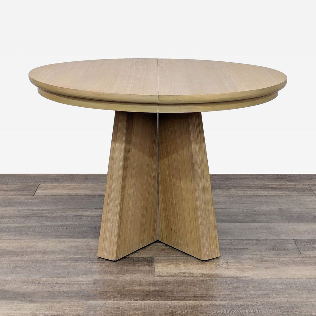 round dining table in the style of [ unused0 ], 1970s for sale 1
