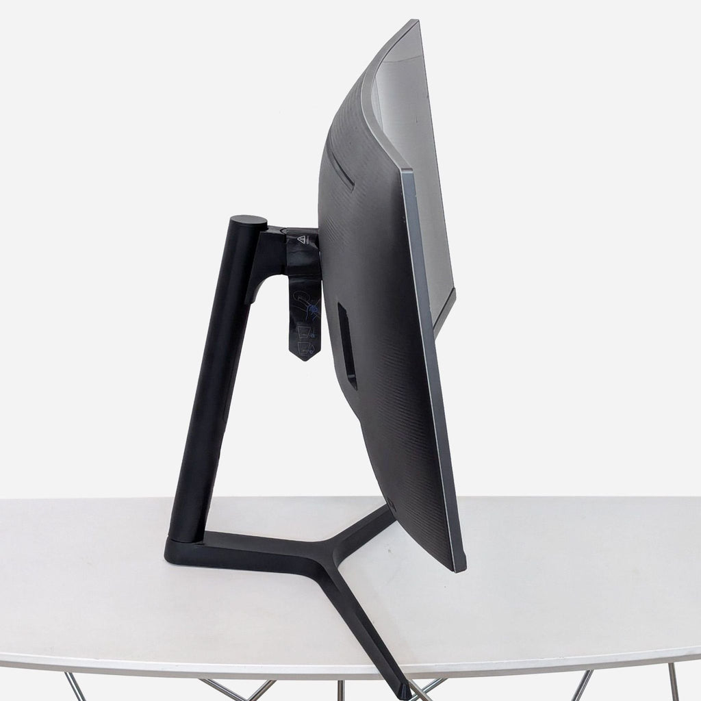 the stand up monitor is a stand - up monitor that can be mounted on a desk or desk