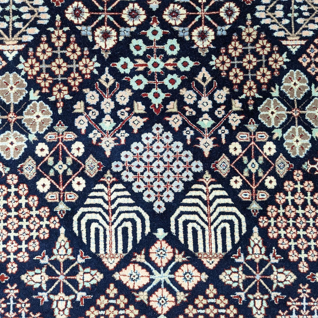 the carpet of the carpet with geometric patterns.