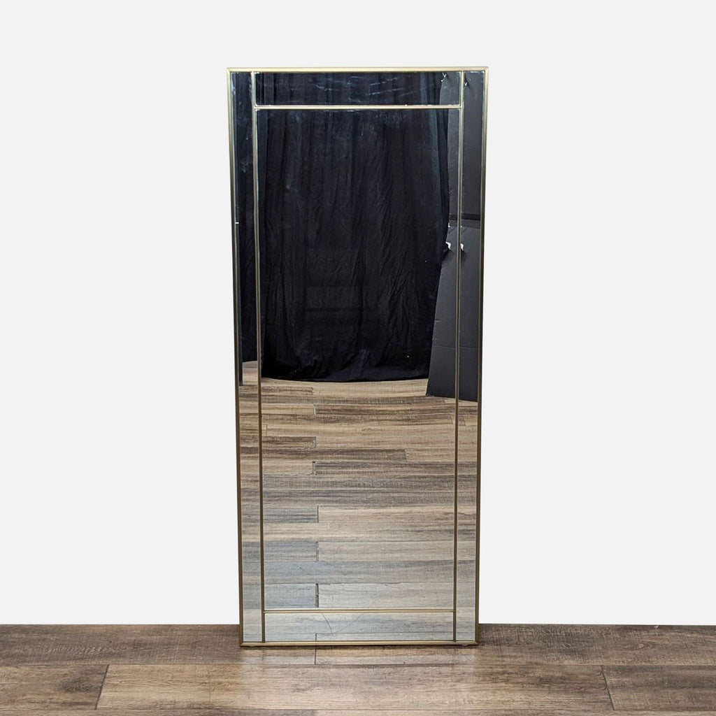 the [ unused0 ] mirror is a modern, contemporary design with a modern design.