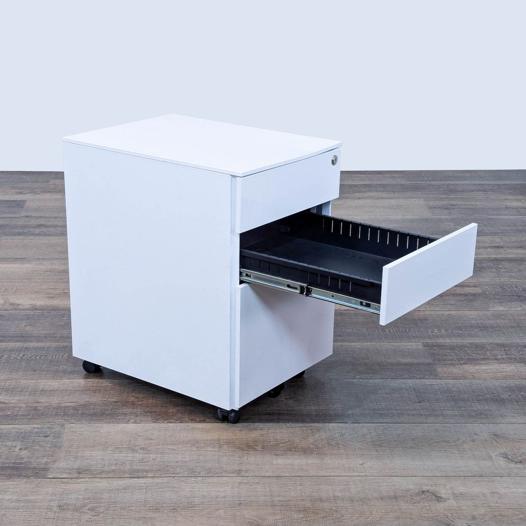 Mobile 3-Drawer Metal File Cabinet