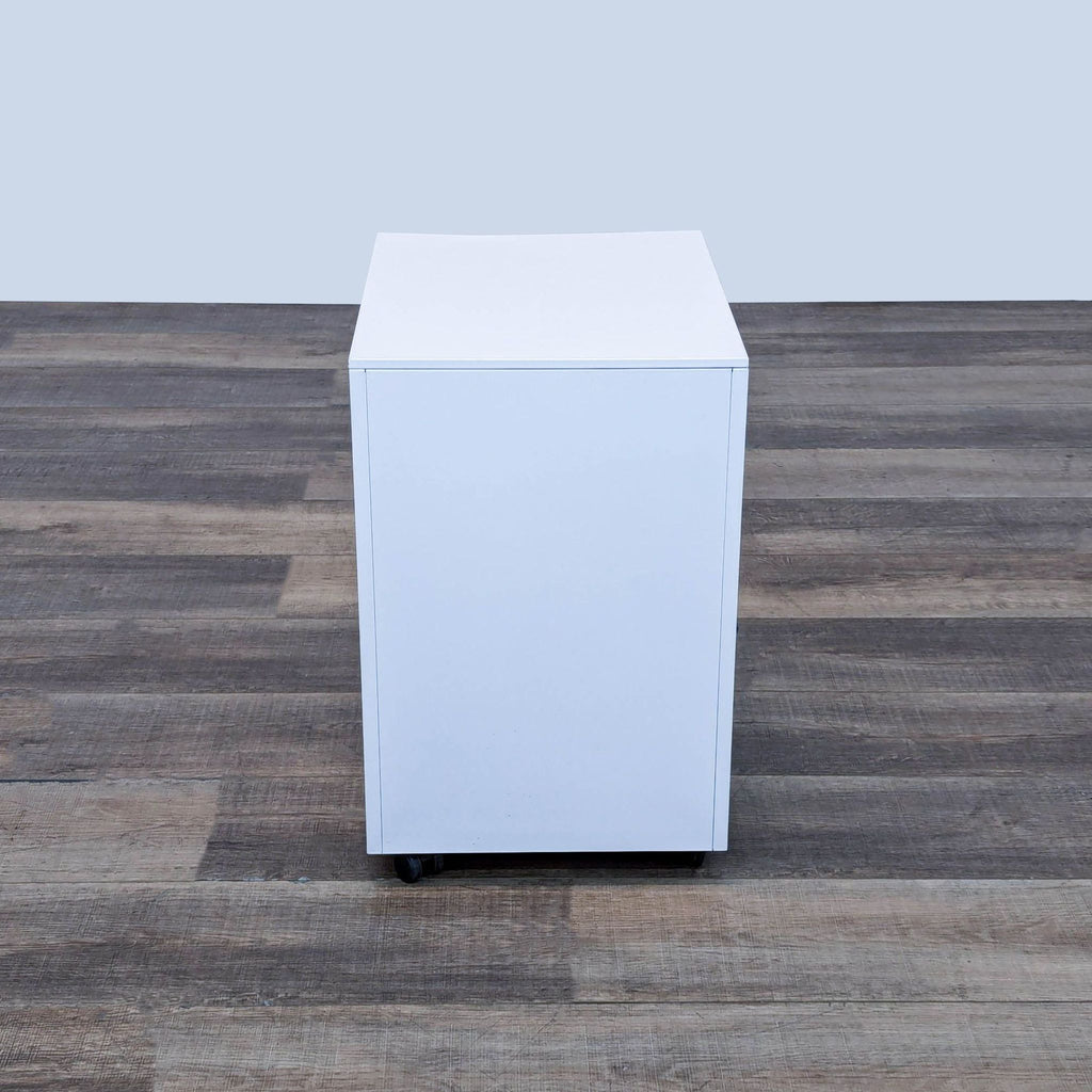 Mobile 3-Drawer Metal File Cabinet