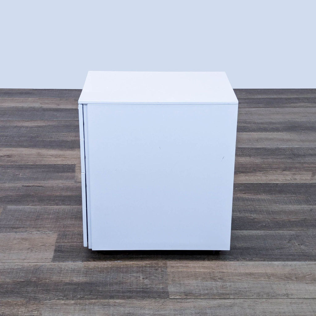 Mobile 3-Drawer Metal File Cabinet