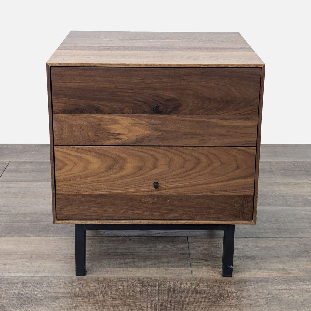 the [ unused0 ] chest is a modern, contemporary design with a modern twist.