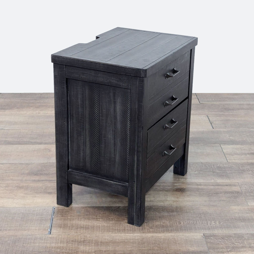 Ashley Furniture Baylow Nightstand