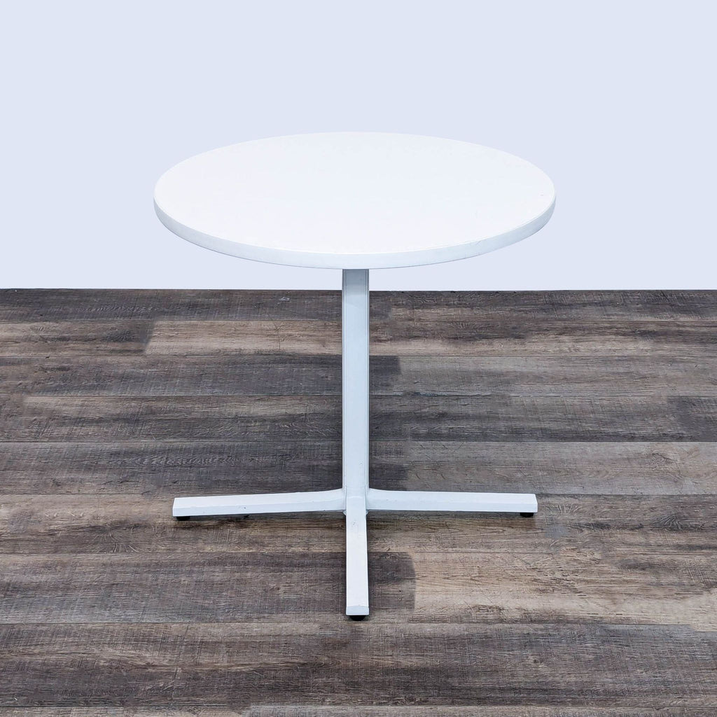 the [ unused0 ] table is a modern, minimalist design that can be used as a