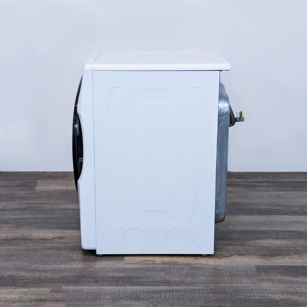 Whirlpool Front Load Electric Dryer with Steam Cycles