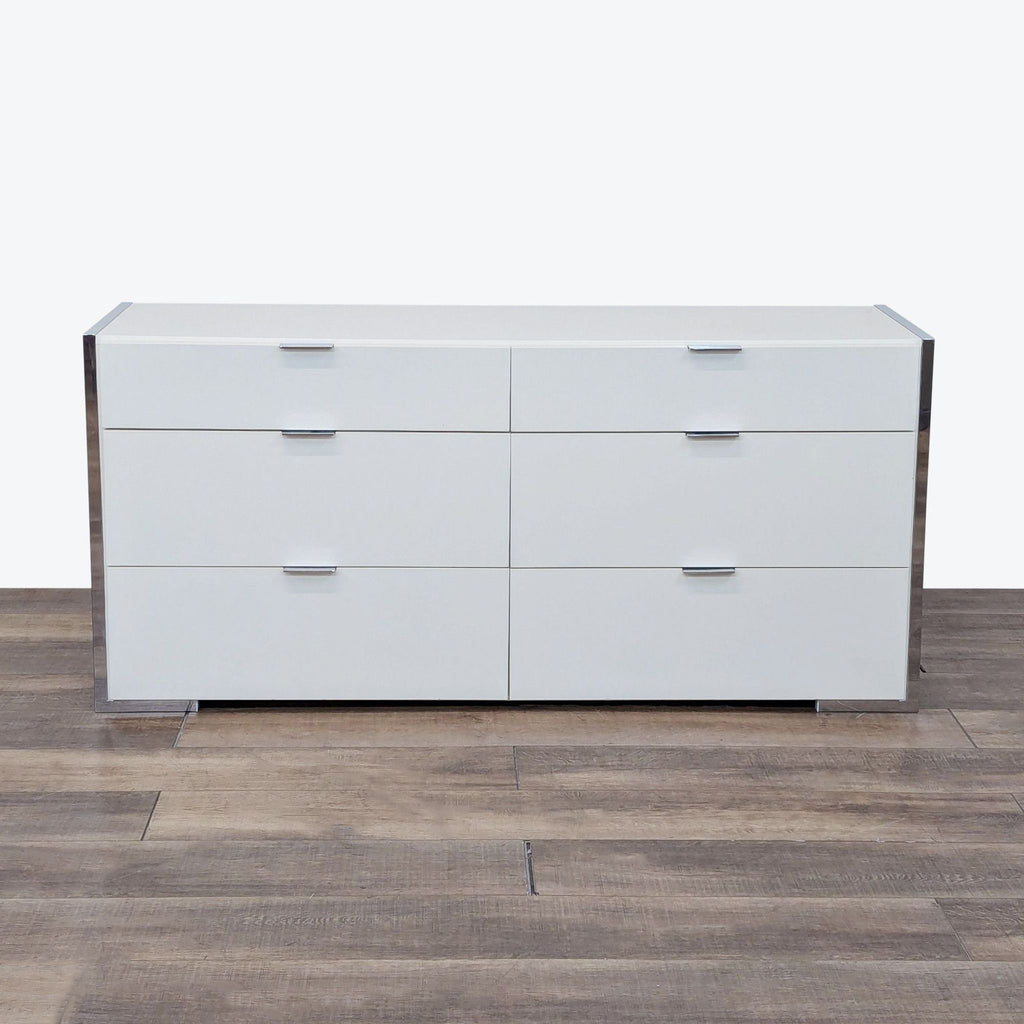 the [ unused0 ] dresser with 6 drawers