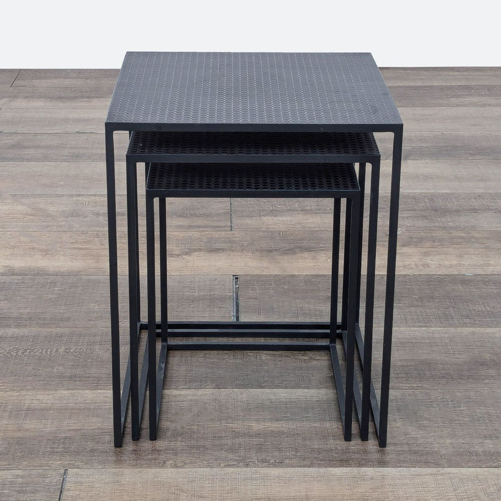 Minimalist Metal Nesting Tables