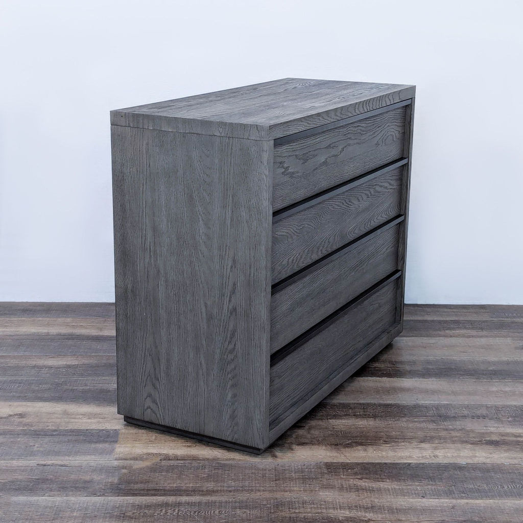 the [ unused0 ] chest of drawers